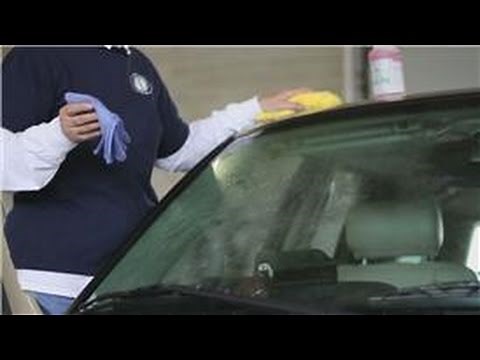 How to Remove Windshield Streaking