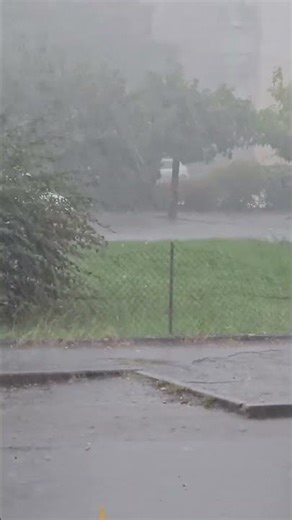Un PUISSANT ORAGE de GRELE à traversé BERGERAC #orage #news #shorts vidéo de météo express