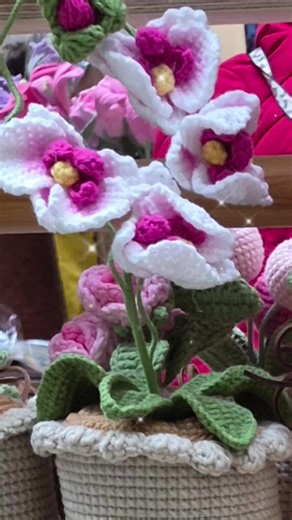 Beautiful Wool Flower Creations
