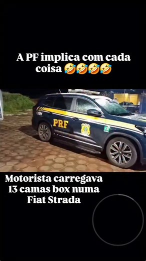 Rafael Ribeiro | Jornalista e Comunicador on Instagram: "A Polícia Rodoviária Federal apreendeu, em Nova Lima, MG, uma Fiat Strada que levava 13 colchões e camas box na caçamba. A carga tampava retrovisor, luzes de freios e setas. Após arrumar a carga, o motorista foi liberado e recebeu 3 autuações."