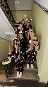 1.5K views · 309 reactions | 珞 Saage tuttavaks, teie ees on Estraveli backupikud (loe: b(p)äkapikud), kes teile meie toredad jõulukalendri pakkumised kokku panid  Päkapikud soovivad oma lustakal väikesel tantsusammul kõigile mõnusat pühadeootust!  #estravelgram #lifeatestravel #pühademeeleolu | Estravel | Facebook