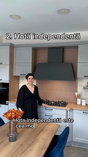 🤔 Cum să alegi hota potrivită pentru tine? Alege dintre modelele noastre variate: 🔹 Hote incorporabile: discrete și economice în spațiu. 🔹 Hote independente: estetice și centrale în designul bucătăriei. 🔹 Plite cu hotă integrată: combinație modernă și eficientă de inducție și ventilație. 🧴Află exact de ce tip de hotă ai nevoie și cum să o folosești pentru a obține cele mai bune rezultate. 🔗Vezi mai multe detalii și sfaturi utile: https://kimor.ro/hote/ #kimor #moreforyourkitchen #bucatarii