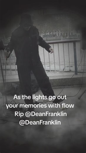 Emotional Busking Performance by Dean Franklin