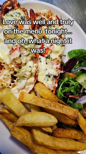 What a fantastic time our guests had celebrating Valentine’s here at The Boathouse! The atmosphere was warm, the candles were glowing, glasses were clinking, and the seafood was stealing hearts all evening. From beautifully dressed oysters to indulgent lobster dishes and stunning sharing platters, our kitchen and oyster bar team pulled out all the stops to make it a night to remember. The smiles, the laughter, the full tables – it’s exactly why we love what we do. Thank you to every couple, ever