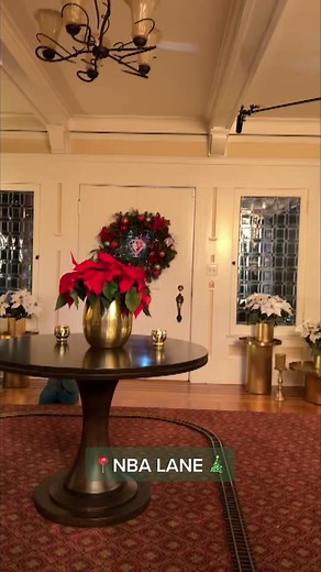 🎄 Holiday Cheer on NBA Lane! #NBA75