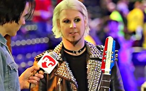 ROB ZOMBIE Guitarist JOHN 5: Rig Rundown With PREMIER GUITAR (Video)
