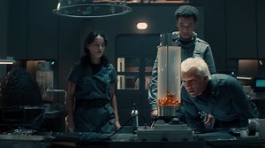 First Full Trailer for Alien: Earth Reveals 5 Species of Alien, Someone Pulling the Inner Jaws Out of a Xenomorph... and Is That a Predator Tease?