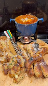 187K views · 6.4K reactions | Go ahead and treat yourself and the fam to a Pizza Fondue, it’s easy to bring together (can take a few shortcuts like premade doighballs etc) and is well worth it!  #pizza #fondue #comfortfood #italianfood #doughballs #garlicbread #scran | Elburritomonster | Facebook