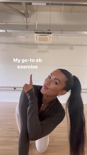 Effective Ab Workout with Barre for Stronger Core and Pelvic Floor