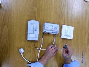BTicino 2 Wire Audio Intercom Handsfree System.avi