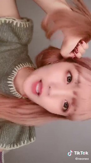 Expressive Hand Gestures Tutorial with Pink Hair