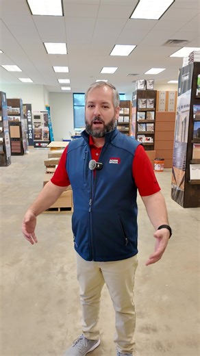 Forget the maintenance! Get the wood look with the strength of steel. 🪵🛡️ Tony Papa is back in the showroom to show off Quality Edge. From traditional lap siding (in 6
