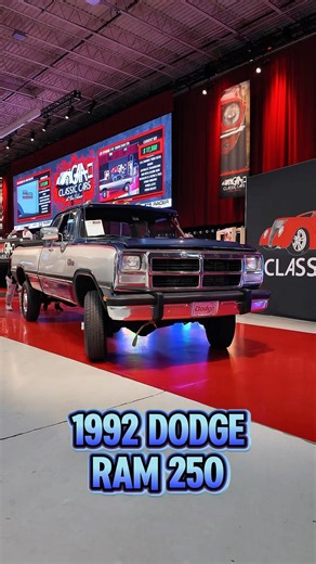 1992 Dodge Ram 250. #shorts #classictrucks #dodgeram