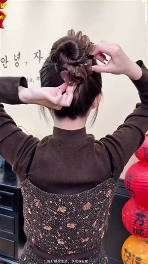 Princess Hairstyle Tutorial 👑 | Simple & Elegant Look ✨#shorts#hairstyle