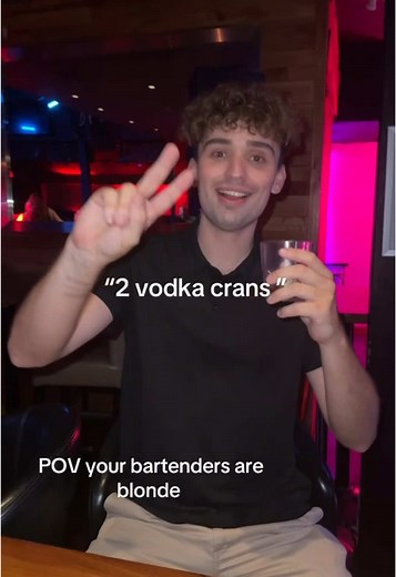 Exploring Ottawa's Skylounge Club Experience