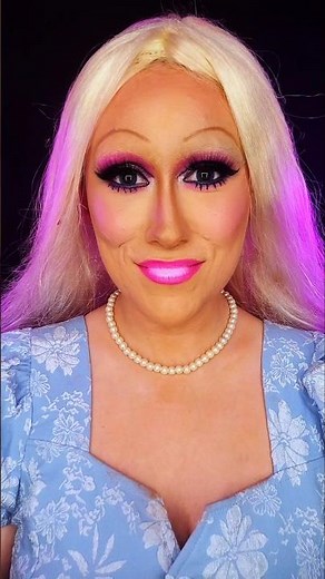 Iconic Barbie Glam 🎀✨️💖 |Barbie Halloween Makeup Transformation