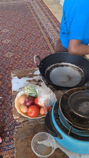 Let's discover how different cooking methods: sizzling deep frying to gentle boiling and sometimes the dry fat frying magic or shallow fried ,but tasty meals for healthy days 😋 😀. Each method makes food 😋 unique 😋 and texture