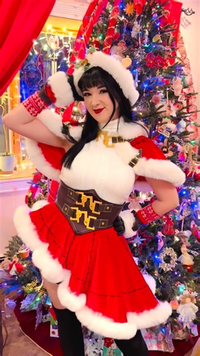 🥀Bri Weiss🥀 on Instagram: "Come celebrate the holidays with Tifa Lockhart ! 😚🎄 cosplay from @miccostumes 🫶🏻 lemme know what your plans are for the holiday season! ❤️ 🎄❤️🎄❤️🎄❤️🎄❤️🎄❤️🎄❤️🎄❤️🎄 #tifalockhart #tifalockhartcosplay #tifalockhartchristmas #christmas #holiday #christmascosplay #finalfantasyvii #ff7r #cosplaygirl #cosplaygirls #cosplayersofig #cosplayersofinstagram #nyc #nycmodel #cosplaymodel #model"