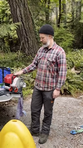 We carry the Portable Gas-Powered Capstan Pulling Winch – the go-to...