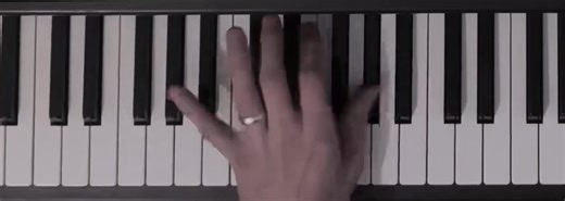 Playing Godowsky’s left hand arrangement of Chopin Op 10 no. 6. Helps to have a large hand-span and borderline insanity 🤪 | Mark Gibson