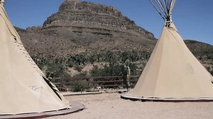 Indian Teepees Wigwams Graded Version Graded: vídeo stock (100% livre de direitos) 1016535664 | Shutterstock