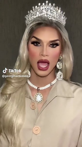 Amooo: Celebrating LGBTQ Fashion and Transformation