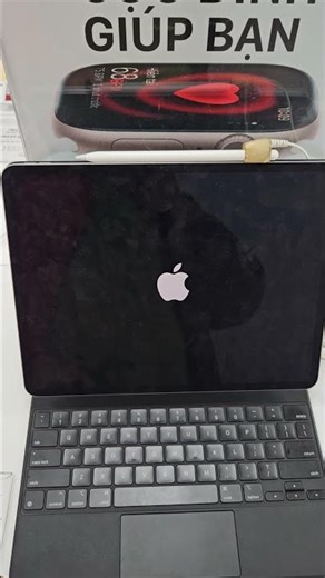 iPad Air M3 iPadOS 26 startup & shutdown! #cellphones #shorts