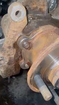 Ford Escape AWD rear hub bearing #fyp #viral #mobilemechanic #mechanic #ford #autotech