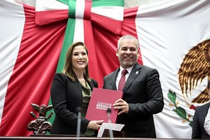 Gobernador de Michoacán presentó su Segundo Informe de Gobierno