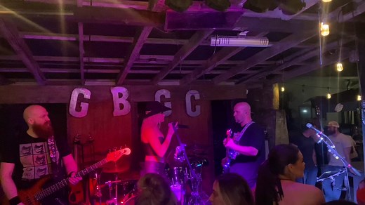 Flowers- @mileycyrus I've been wanting to so this song with my band since I heard it, and we finally did! #haileygreen #mileycyrus #mileycyrusflowers #flowers #singer