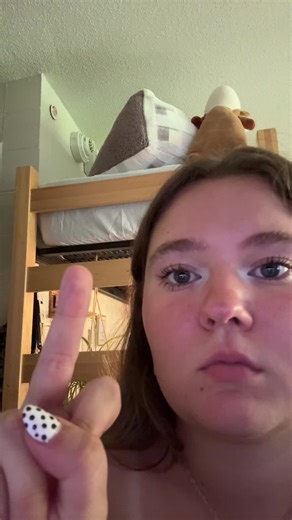 jilly 🥜🍓🍇 (@crunchypbandjilly)’s videos with Sweet Carolina - LANA DEL REY