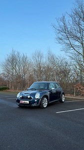 NEW COMPETITION LIVE 🏆 WIN CARLSEN FOR £0.99p 🏆 A 2005 limited edition MINI Cooper S Checkmate but with the John Cooper Works 210 Conversion 💨 Got to be the only one ☝️ 1.6 Supercharged engine with the Cooper Car Garage JCW 210 BHP conversion kit! Space blue with silver roof and mirrors. Freshly refurbished 17 inch flame alloys wrapped in Michelin Pilot sport tyres 🛞 6 speed manual with an LSD from factory 🏭 Just 57,592 miles from new with a full history. The stunning Checkmate specific int