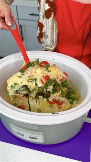 66K views · 179 reactions | Easy slow cooker dinner! Amy makes a creamy Tuscan chicken crockpot recipe with creamy skinless chicken breasts, spinach, cherry tomatoes, and parmesan | Justine’s Kitchen | Facebook