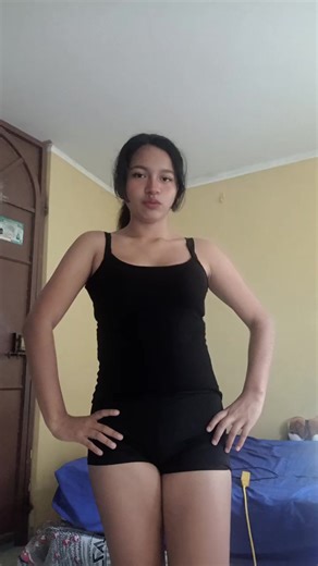 Videos de EMILIA_BAIKER😍 (@morenita_baiker) con “sonido original - bailaconmigo.nys”