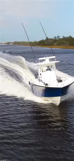 2014 Yellowfin 32 Offshore Twin 2025 Yamaha V6 350s | Fully Updated | Turn-Key Offered for sale is an exceptional 2014 Yellowfin 32, recently transformed with a no-expense-spared refit and repower. This boat combines Yellowfin’s legendary ride with modern power, electronics, and finishes, resulting in a truly turn-key offshore machine. ⸻ Power & Performance • Twin Yamaha V6 350 outboards (2025) • Approx. 150 hours – just serviced • Full factory warranty remaining • Yamaha digital engine display 