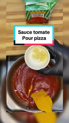 Recette de Sauce Tomate Express pour Pizza