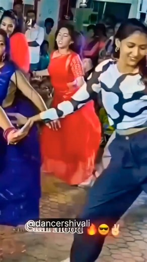 #telugu #song #trending #shorts #folk #dance #folkmusic #folk_song #love #reels #youtubeshorts #dj