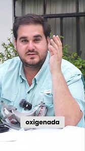 Cuidado con las similitudes engañosas. ⚠️ Así como el agua oxigenada puede parecer agua común, usar hipoclorito en lugar de clorito de sodio en una reacción química puede tener 'consecuencias bastante graves'. ¡Atención a los detalles! 🤔 #quimica #ciencia #seguridad #precaucion #datoscuriosos | Agrifor México