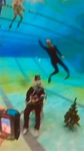 Santa waiting for freedivers on the pool bottom #freedivingkazakhstan #freediving #shorts #short