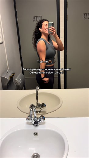 Van 103 kg naar nu. Trust the process. #VrouwenDieWillenGroei #GezondeLevensstijl #FitEnVrouwelijk #KiesVoorJezelf #BodyConfidence
