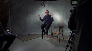 Earlier this year, Danny Boyle explained how a former girlfriend of his influenced the zombies we saw in '28 Days Later.' | Yahoo Entertainment