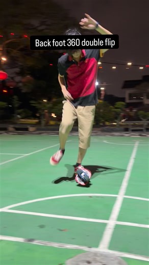 Kenji ➿ on Instagram: "How would you react if someone called you a poser? 😂 In my previous reel I said I don’t care about kickflips, but that doesn’t mean I can’t do it, or don’t know how to do it, its just that flip tricks (except free flips on coping) are not my area of interest. If you like flip tricks, good for you, and keep doing it, if you don’t like flip tricks, then go ahead to do the tricks that you are interested in. Theres no rule, and no limit in freeskating. On a side note, this is