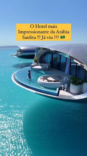 Fabricio e Alynne | Ajudo Você a Viajar Mais Pagando Menos on Instagram: "O HOTEL MAIS IMPRESSIONANTE DA ARÁBIA SAUDITA! 🇸🇦✨ Você já viu algo assim? Bem-vindo ao Shabara Resort, um verdadeiro oásis no coração da Arábia Saudita! 🏜️🌊 Localizado entre dunas douradas e águas cristalinas, esse hotel redefine o conceito de luxo no deserto. Imagine-se relaxando em uma suíte sofisticada com vistas deslumbrantes e experiências exclusivas, como jantares sob as estrelas e passeios incríveis pelo desert
