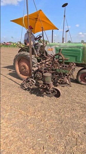 Oliver 60 Tractor Seeding 🚜 Half century of progress Rantoul Illinois #shorts