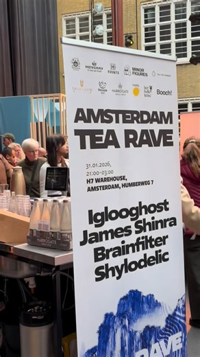 СhanChu on Instagram: "Today we want to show you how we spent one full day in Amsterdam, completely dedicated to tea 🍵. Every visitor received a gift bag with different teas to taste. 👅 The festival itself was truly impressive. There was a wide selection of handcrafted teaware from designer brands, all very original and beautifully made. 3D sugar printing, unusual tea-based creations, like non-alcoholic sparkling tea, matcha. And of course tea, tea, tea! 🫖 ❤️‍🔥😎 Beyond that, the festival of