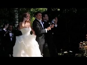 'Call Me Maybe' Wedding Flash Mob Gets All The Guests Dancing (VIDEO)