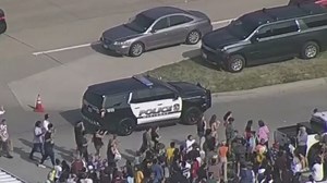 11K views · 103 reactions | Authorities are responding to a deadly shooting at an outdoor outlet mall in Allen, Texas, officials confirmed in a press conference. The Collin County fire chief said at least nine people were transported to hospitals. Former FBI and CIA agent Tracy Walder says police response time saved lives. | NewsNation | Facebook