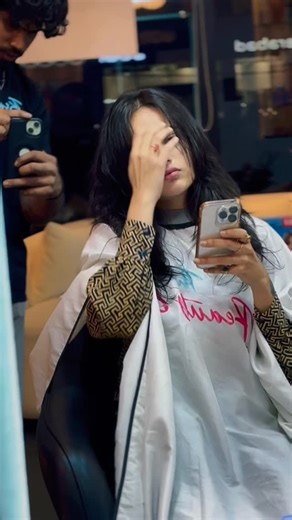 Sri 🇮🇳 | #salon #hairstylist #haircut #beautiful #viralvideos | Instagram