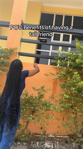 Benefits of Having a Tall Friend