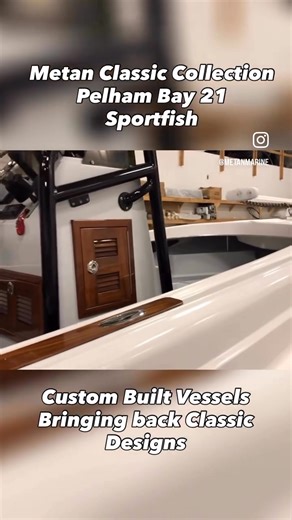 The #metanclassiccollection Collection #pelhambay 21 is a new modern recreation of a classic center console boat design, inspired by the iconic Boston Whaler Outrage models from the 1960s (specifically crediting designer “Mr. Dougherty” in historical contexts). Produced by Metan Marine, a Boston-area company renowned for over 20 years in classic boat restoration and “re-fabrication,” this model blends vintage styling—such as teak accents and a rugged, seaworthy profile—with contemporary high-tec